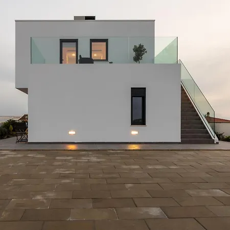 Biscuttela Vicentina Ferienhaus Arrifana Strand