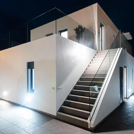 Biscuttela Vicentina Ferienhaus Arrifana Strand