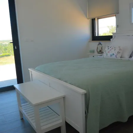 Biscuttela Vicentina Arrifana Strand